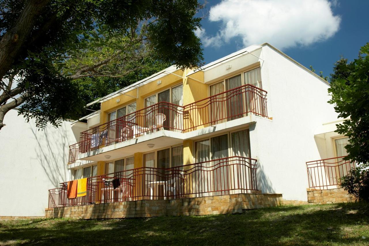 Villas Magnolia Albena Buitenkant foto